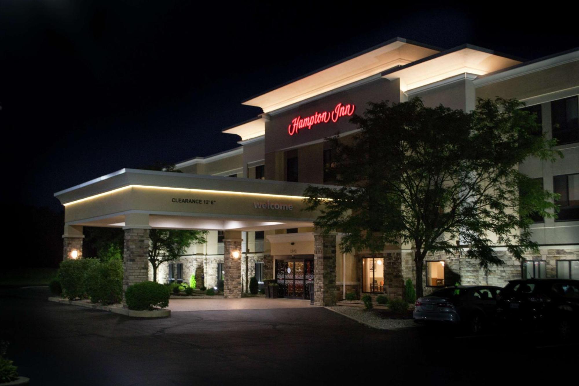 Hampton Inn Маріон Екстер'єр фото