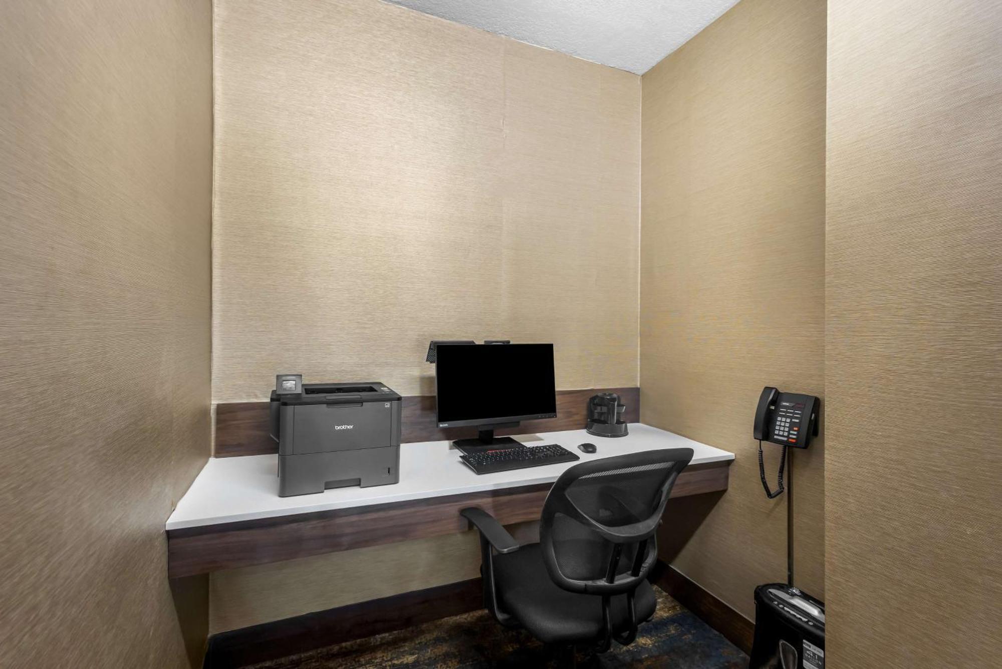 Hampton Inn Маріон Екстер'єр фото
